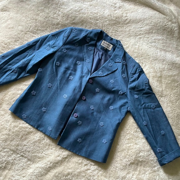 Kasper ASL Petite Navy Blue Jacket with Flower Appliqués Size 10P - Picture 1 of 13